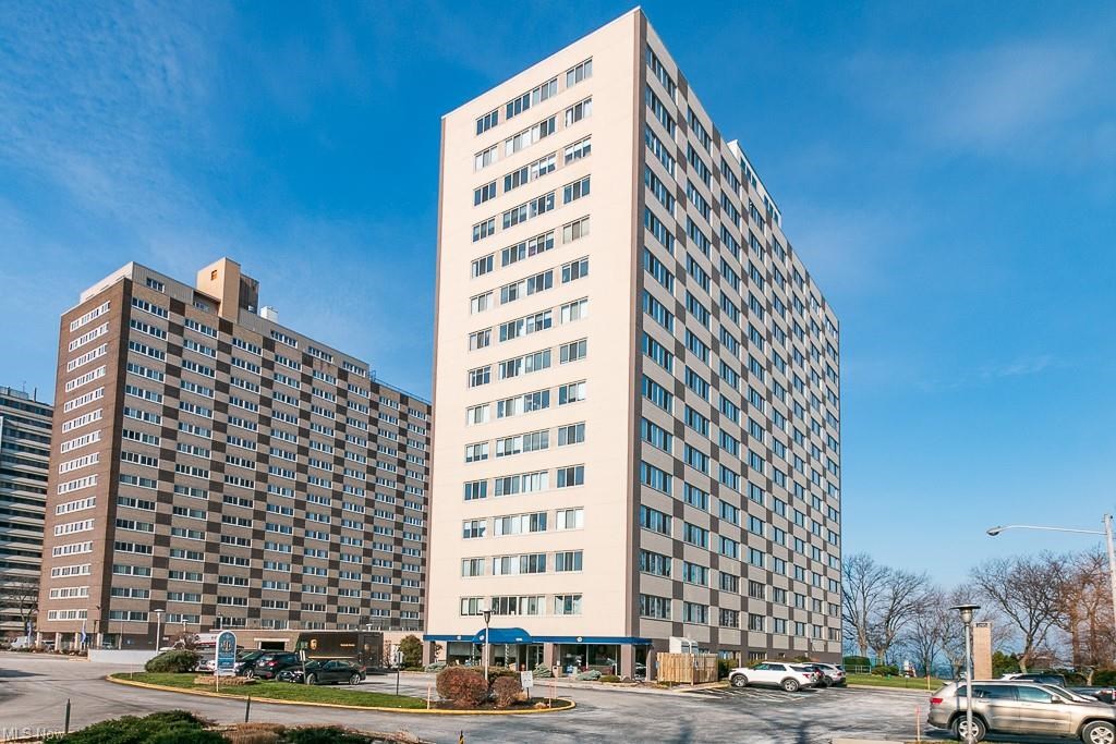 12520 Edgewater Dr. 409